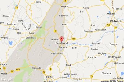 Three members of a family commit suicide, reason unknown