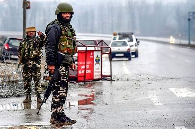 Pulwama-like Attack Averted as Security Forces Neutralise IED Recovered from Car, Driver Escapes