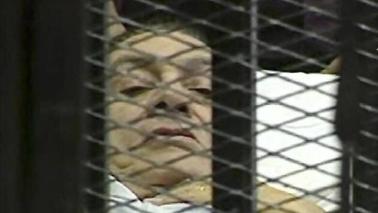 Egypt: Mubarak's supporters call for his release