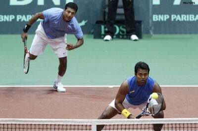 It's Paes vs Bhupathi in Shanghai doubels final