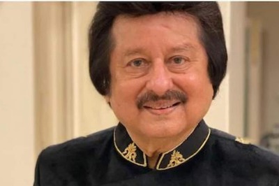 B'day Special: When a Member Stood Up From Crowd And Gave Pankaj Udhas Rs 51