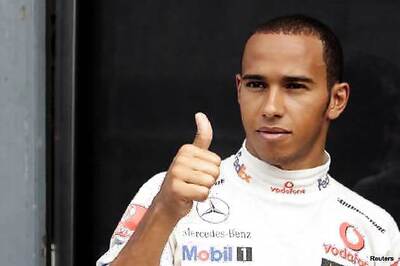 Lewis Hamilton not buying into the Mercedes hype