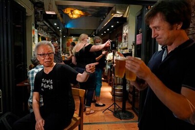 Pandemic, Politics Lead To Closure Of Storied Hong Kong Bar