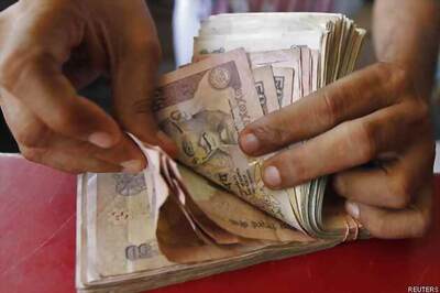 Rupee softens by 2 paise vs USD to end at 60.45 in dull trade