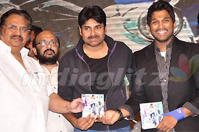 Video: Allu Arjun starrer 'Julayi' audio release