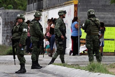 Soldiers Find 18 Bags of Human Remains, Saws in Western Mexico