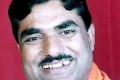 MP minister's son opens fire at Congress leader