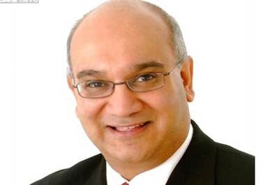 Indian-Origin UK MP Keith Vaz Faces 6-Month Suspension for 'Disregarding' the Law