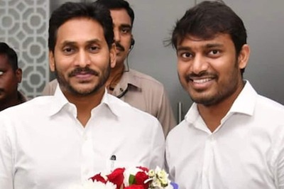 Manasanamaha Director Deepak Reddy Meets  Andhra CM YS Jagan Mohan Reddy; See Pics
