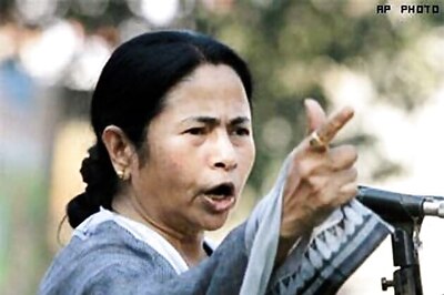 Saradha scam: Mamata hits out at media for labeling TMC leaders as thieves