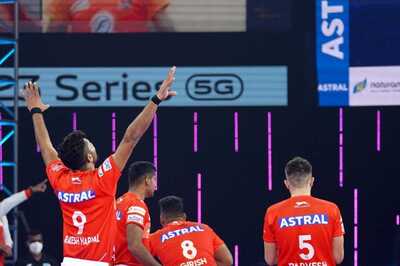 PKL: Girish Maruti Ernak, Parvesh Bhainswal Help Gujarat Giants Beat Jaipur Pink Panthers 34-27