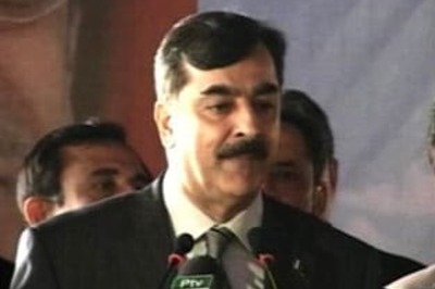 No handing over of Pak nationals to India: Gilani