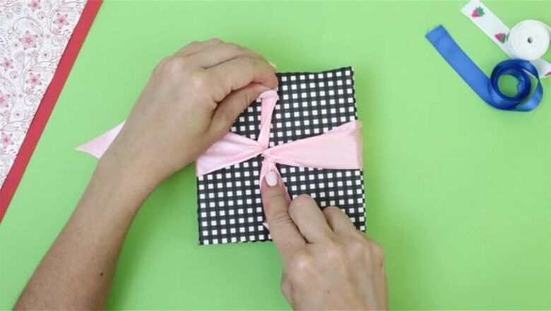 How to Tie a Bow with Ribbon: 3 Easy Options