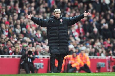 Arsene Wenger may leave Arsenal and move to PSG: report
