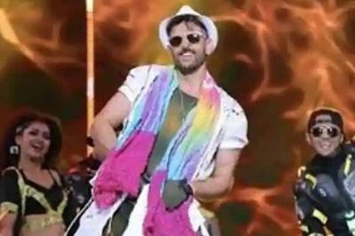 Hrithik Roshan Shares Video of His 'No Rehearsal Performance Courtesy Virus Threat'