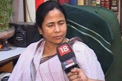 Yechury has close links with Maoists: Mamata