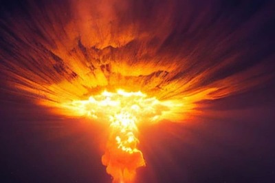 Russian Expert Claims Putin Will Target European Cities with Nuclear Weapons