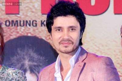Didn't feel overshadowed by Aishwarya Rai, Randeep Hooda: Darshan Kumar