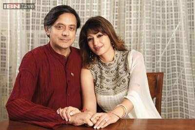 Bollywood mourns the death of 'full of life' Sunanda Pushkar