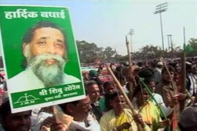Soren quits; Jharkhand political mess stays