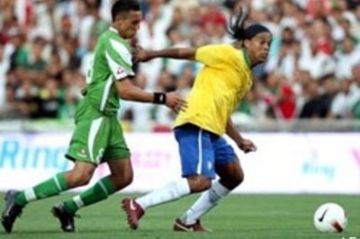 Ronaldinho, Maicon star in Brazil's win over Algeria