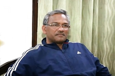 Uttarakhand CM Comes to Rescue of Man Lying Unconscious on Road
