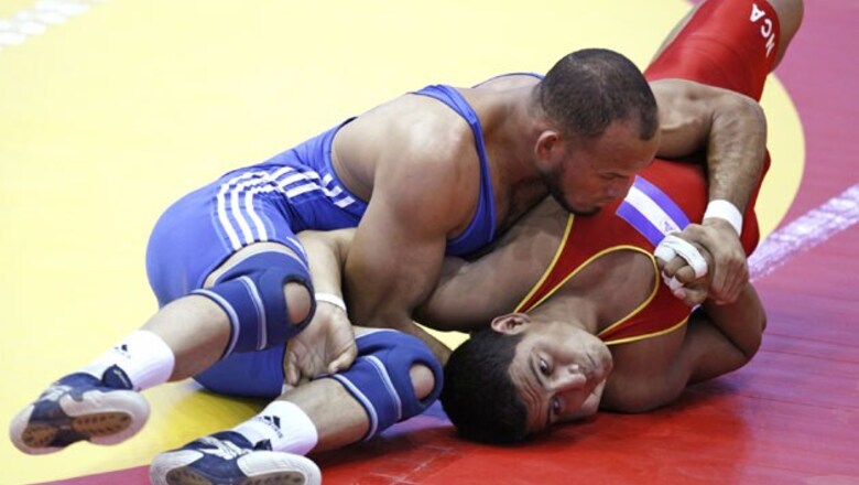 CWG: Wrestler Ravinder gives India its 3rd gold