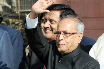 Pranab expresses concern over slow growth, says no reason to worry