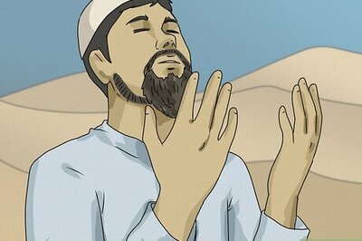 What Astaghfirullah Means and Why It’s Important to Muslims