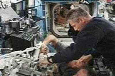 NASA monitors leaky pipe on Discovery