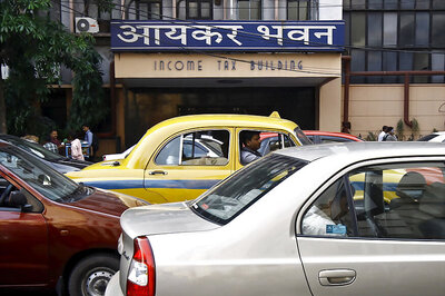 IT Dept Unearths Undisclosed Cash and Properties Worth Crores in J&K