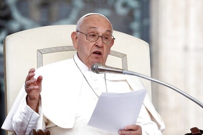 Italian Media Reports Pope Francis's Controversial Remarks on LGBT Priests: Here's What He Said