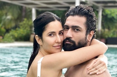 Have Mercy! Katrina Kaif and Vicky Kaushal Raise Temperatures With Their Sexy Pool Pic