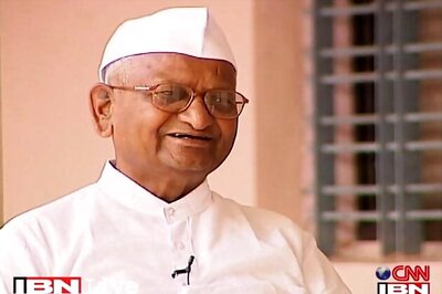 Delink from Kejriwal, aides tell Anna Hazare
