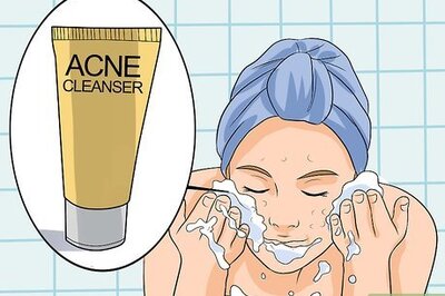 How to Look Like Kourtney Kardashian