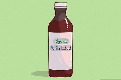 How to Make a Vanilla Scent Using Extract