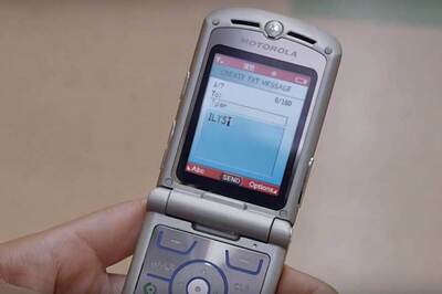 The Iconic Moto Razr Teased Ahead of Lenovo Tech World