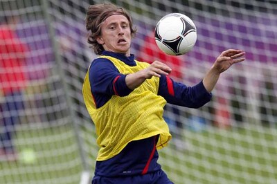 Real sign Modric from Tottenham on 5-year deal