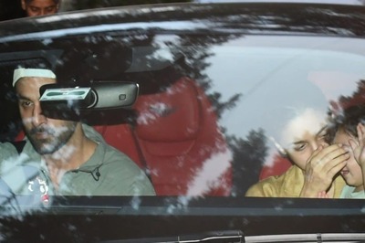 Alia Bhatt Hides Raha, Asks Paparazzi to Stop Clicking Her Pictures; Video Goes Viral