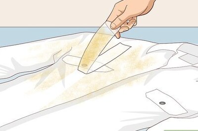 How to Remove Flower Stains on Fabrics and Hard Surfaces