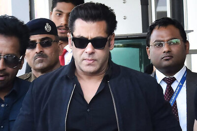 Salman Khan Reaches Kashmir For Remo D'Souza's Race 3 Shoot