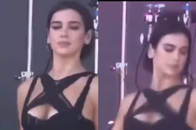 Dua Lipa Flaunts her Abs in her Latest Mirror Selfie, Sporting Complete Athleisure Look