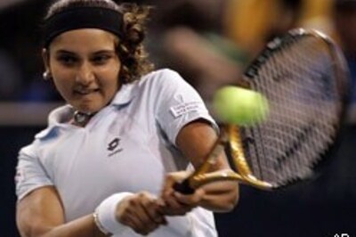 Sania romps into Sunfeast semis