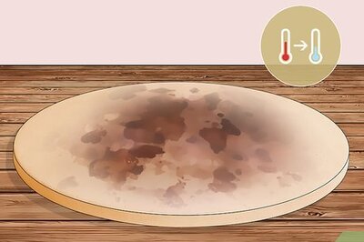 How to Clean a Burnt Pizza Stone