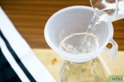 How to Clean a Mirror Without Windex