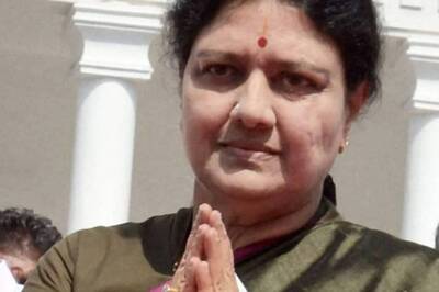 Jayalalithaa Death: Sasikala Denies All Allegations Levelled by Panel, Says 'Ready to Face Inquiry'