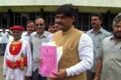 Munde resigns over BJP Maharashtra leadership