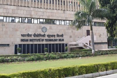 IIT Delhi Establishes Centre of Excellence in Smart Textiles