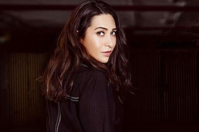 Karisma Kapoor Takes A Break From Brown Shoot To Enjoy Mutton Rogan Josh, Kulcha in Kolkata