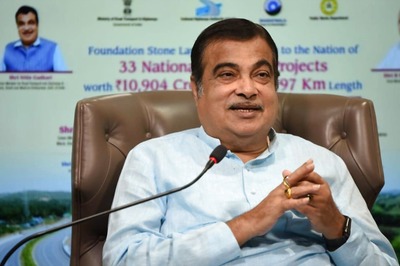 Nitin Gadkari: Will Make it Mandatory for Carmakers to Introduce Flex-Fuel Engines